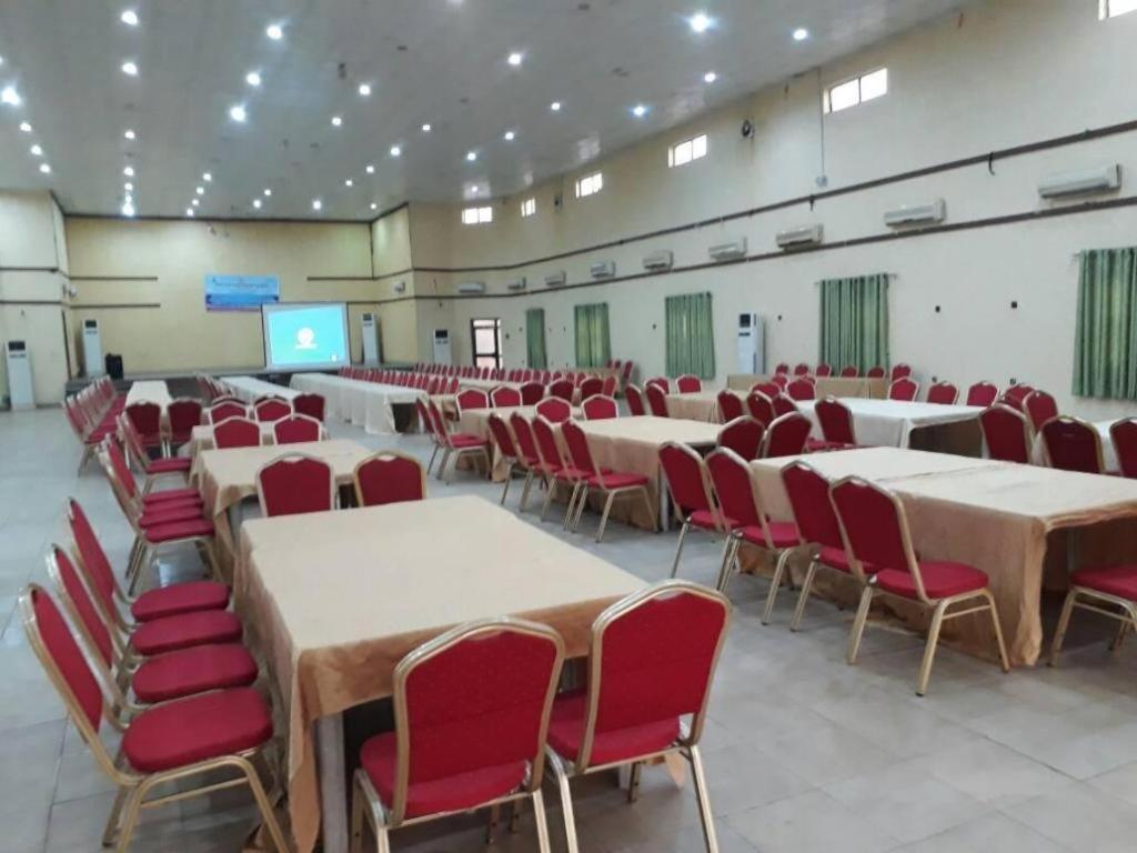Eemjm Hotels And Suites Limited Uyo Extérieur photo